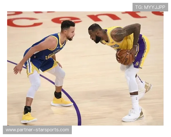 詹姆斯复出带领湖人力克勇士 西部季后赛形势愈发紧张