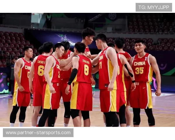 中国男篮全力备战亚洲杯，年轻球员表现引发球迷热议