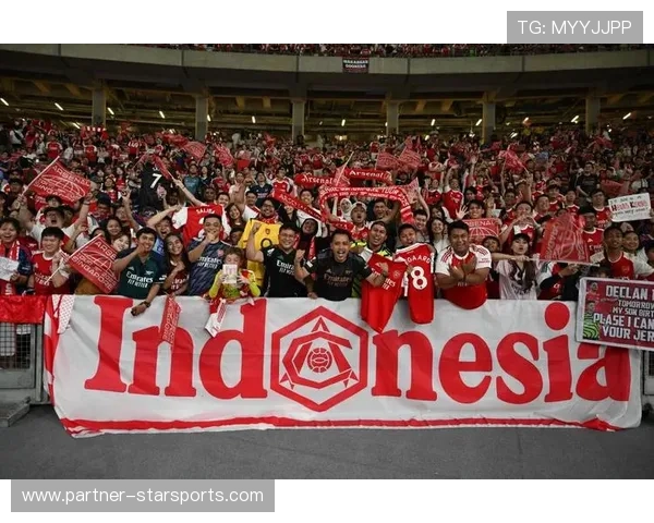 曼联俱乐部辉煌历程与球迷文化全面解析